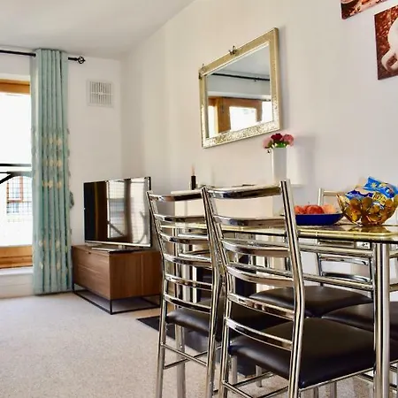 Luxury One Bedroom In City Apartament *